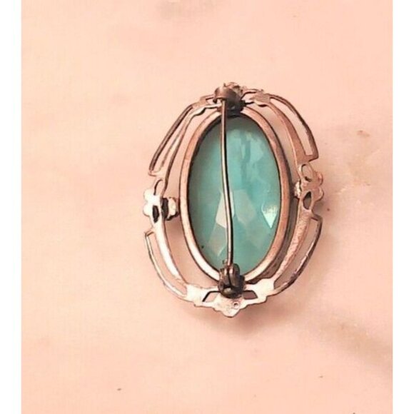 Large Blue Glass Brooch Pin Silvertone This beautiful brooch combines a stunning - Picture 9 of 9